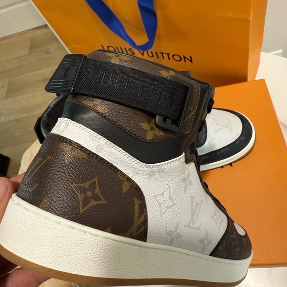 Like new - Picture 7 of 16